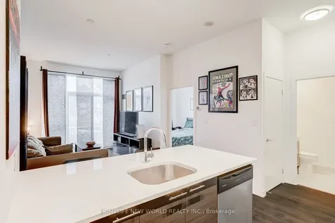 66 Forest Manor Road Toronto ON M2J 0B7