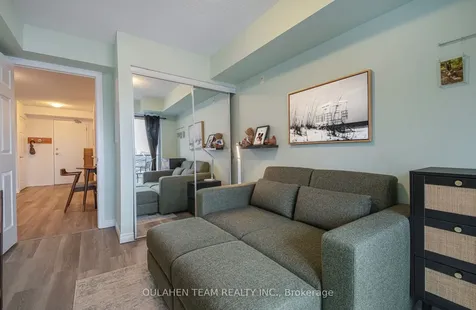 225 Wellesley Street E Toronto ON M4X 1X8