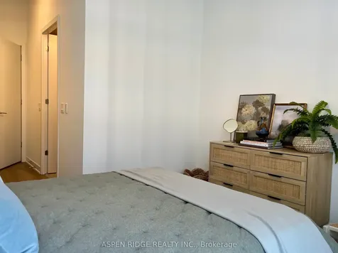 9 Tecumseth Street Toronto ON M5V 0S5