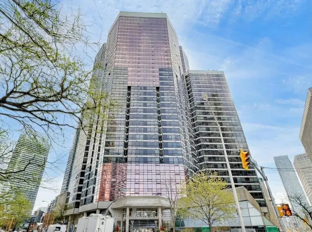 1001 Bay Street Toronto ON M5S 3A6