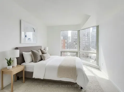 1001 Bay Street Toronto ON M5S 3A6