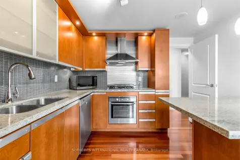 1430 Yonge Street Toronto ON M4T 1Y6