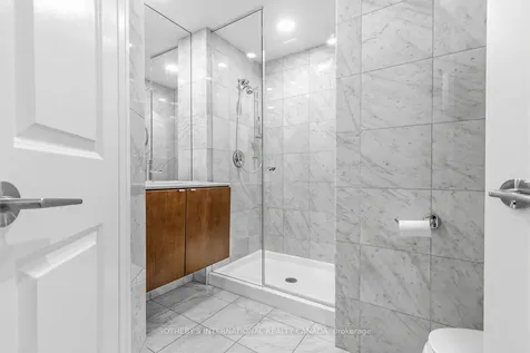 1430 Yonge Street Toronto ON M4T 1Y6