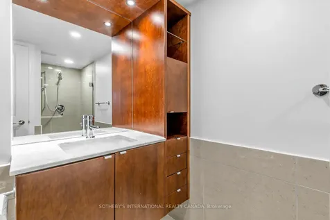 1430 Yonge Street Toronto ON M4T 1Y6