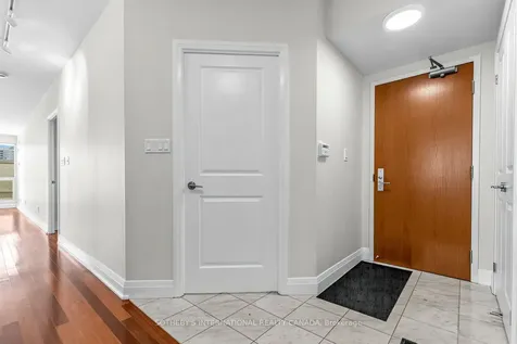 1430 Yonge Street Toronto ON M4T 1Y6