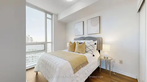70 Forest Manor Road Toronto ON M2J 0A9
