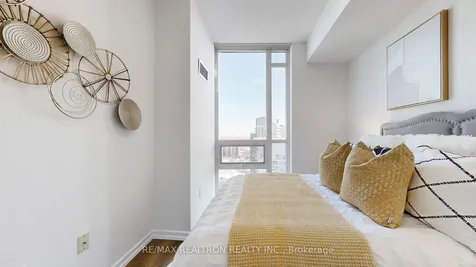 70 Forest Manor Road Toronto ON M2J 0A9