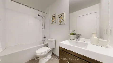 70 Forest Manor Road Toronto ON M2J 0A9
