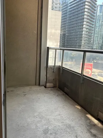 270 Wellington Street W Toronto ON M5V 3P5