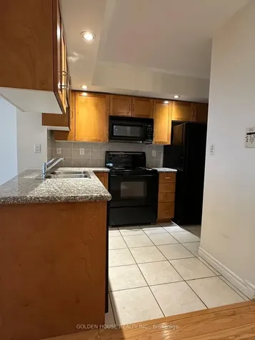 270 Wellington Street W Toronto ON M5V 3P5