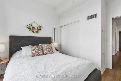 117 Mcmahon Drive Toronto ON M2K 0E4