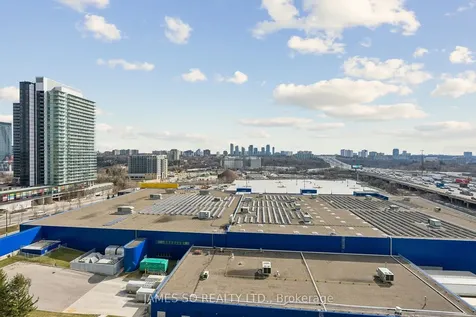 117 Mcmahon Drive Toronto ON M2K 0E4