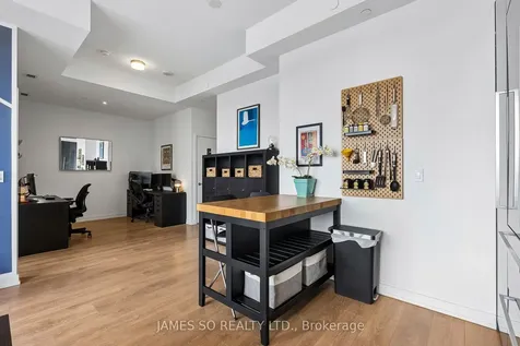 117 Mcmahon Drive Toronto ON M2K 0E4