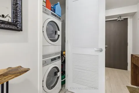 12 Bonnycastle Street Toronto ON M5A 0C8