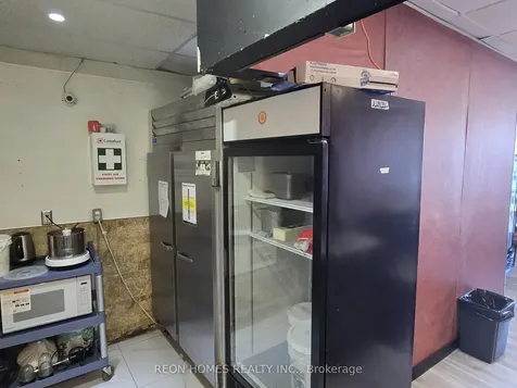 3334 Yonge Street Toronto ON M4N 2M4