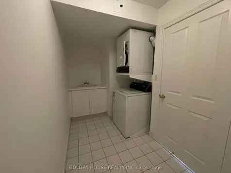 3181 Bayview Avenue Toronto ON M2K 2Y2