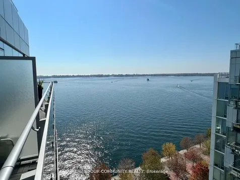 39 Queens Quay E Toronto ON M5E 0A5