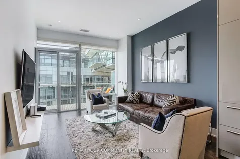 39 Queens Quay E Toronto ON M5E 0A5