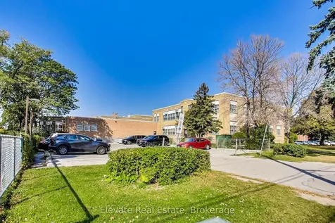 268 Ridley Boulevard Toronto ON M5M 4N3