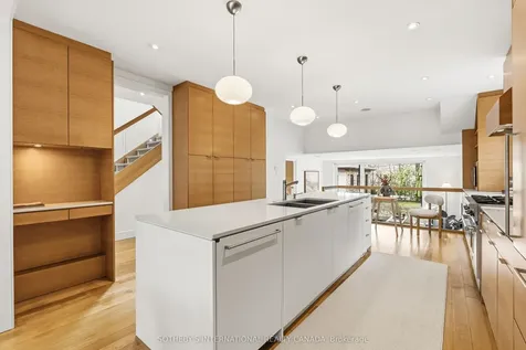 12 Highland Crescent Toronto ON M4W 2S7