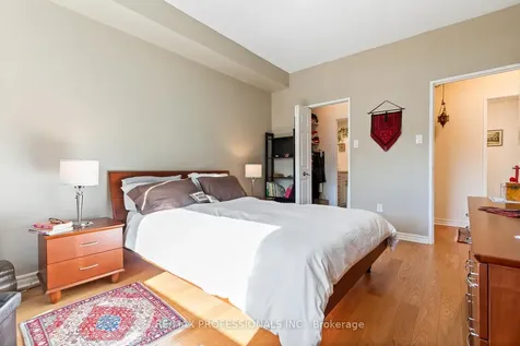 86 Gloucester Street Toronto ON M4Y 2S2