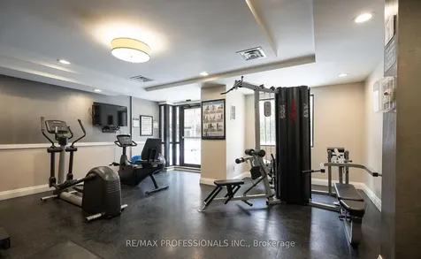 86 Gloucester Street Toronto ON M4Y 2S2