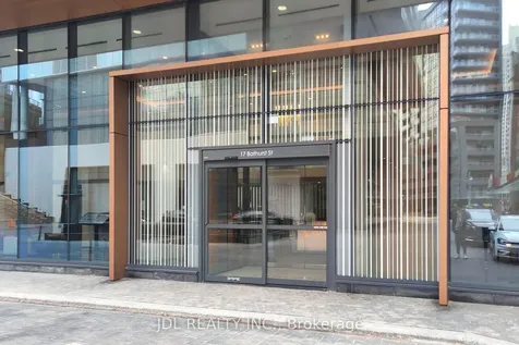 17 Bathurst Street Toronto ON M5V 0N1