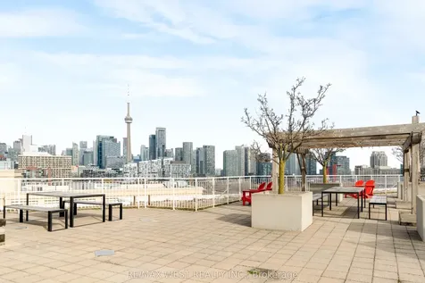 18 Stafford Street Toronto ON M5V 3W4