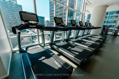1 Bloor Street E Toronto ON M4W 0A8