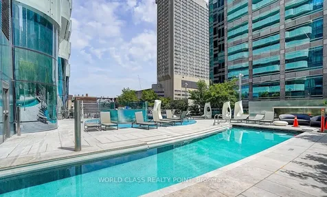 1 Bloor Street E Toronto ON M4W 0A8