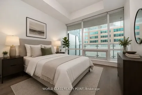 1 Bloor Street E Toronto ON M4W 0A8