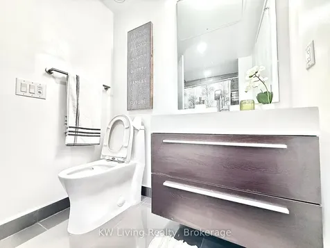 39 Roehampton Avenue Toronto ON M4P 0G1