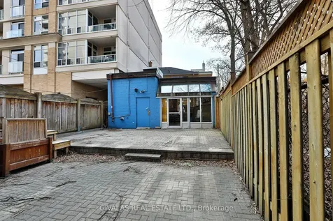 174 Eglinton Avenue W Toronto ON M4R 1A7