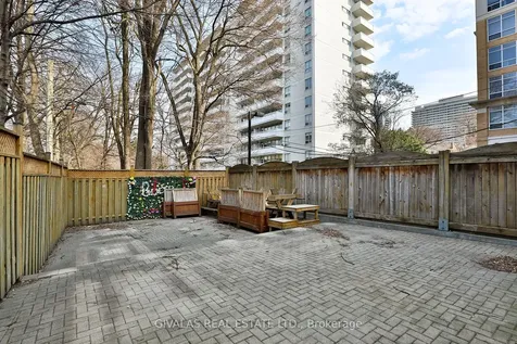 174 Eglinton Avenue W Toronto ON M4R 1A7