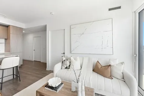 15 Holmes Avenue Toronto ON M2N 0L4