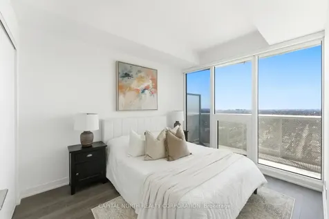 15 Holmes Avenue Toronto ON M2N 0L4