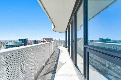 15 Holmes Avenue Toronto ON M2N 0L4