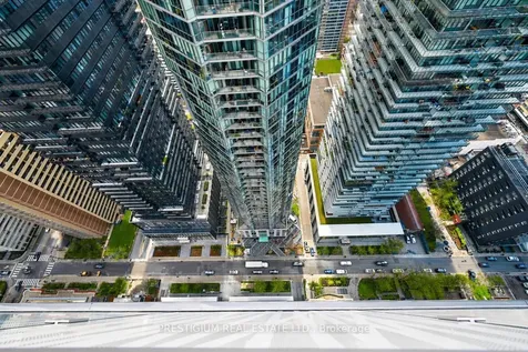 42 Charles Street E Toronto ON M4Y 0B7