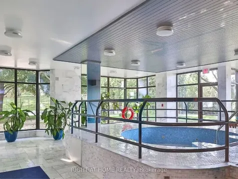 131 Torresdale Avenue Toronto ON M2R 3T1