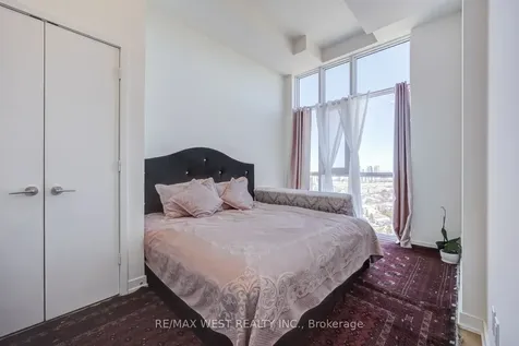 10 Deerlick Court Toronto ON M3A 0A7