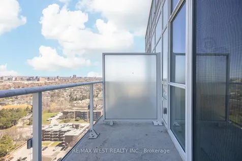 10 Deerlick Court Toronto ON M3A 0A7