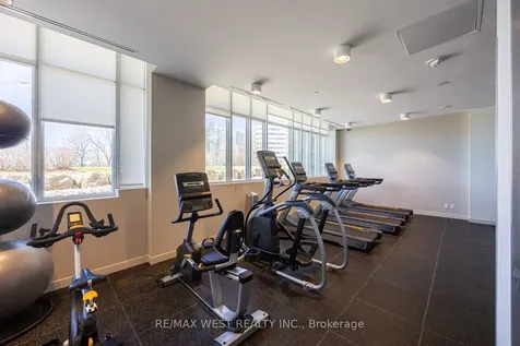 10 Deerlick Court Toronto ON M3A 0A7