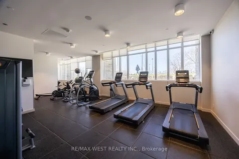 10 Deerlick Court Toronto ON M3A 0A7