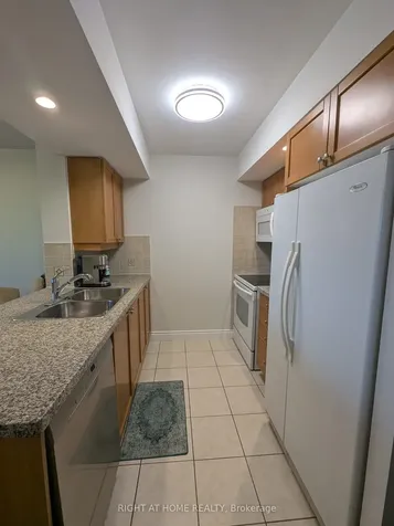 10 Northtown Way E Toronto ON M2N 7L4