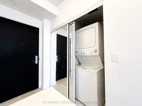 8 Eglinton Avenue E Toronto ON M4P 0C1