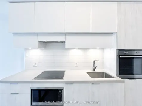 8 Eglinton Avenue E Toronto ON M4P 0C1