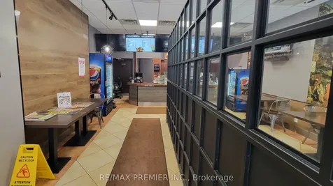 407A Bloor Street E Toronto ON M4W 3T2
