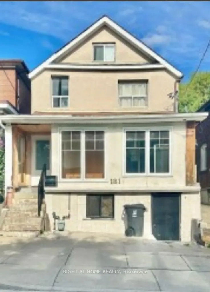 181 Cedric Avenue Toronto ON M6C 3X7
