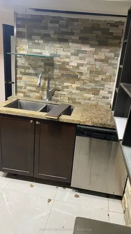 181 Cedric Avenue Toronto ON M6C 3X7
