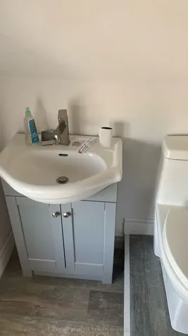 181 Cedric Avenue Toronto ON M6C 3X7